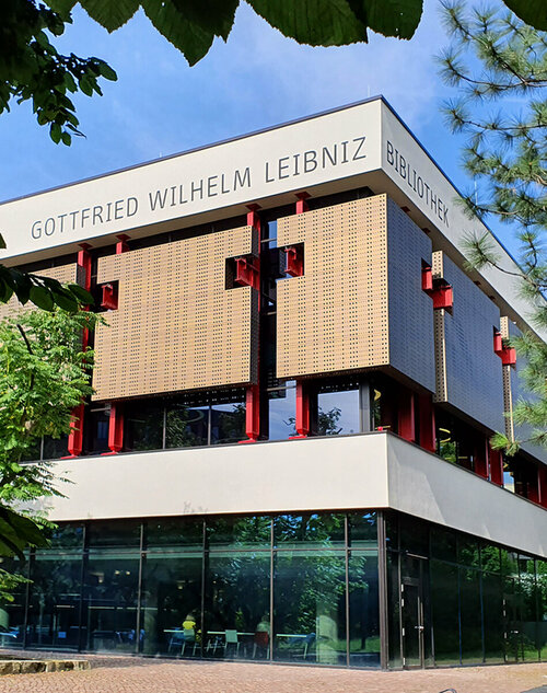 Außenansicht der Gottfried Wilhelm Leibniz Bibliothek