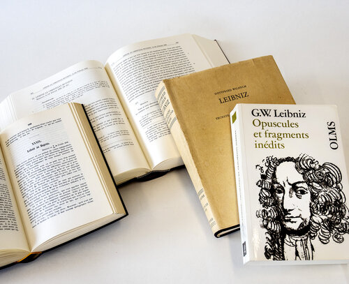 Leibniz' Schriften und Briefe in unterschiedlichen Textausgaben
